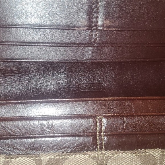 Used Coach Wallet - Picture 6 of 6